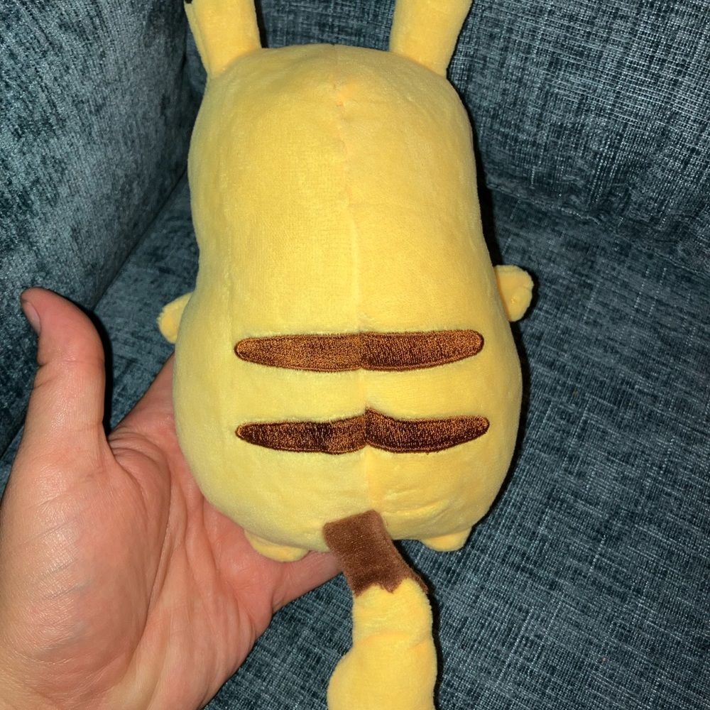 Ichiban Kuji Pikachu Sleeping Plush Charizard Last One Prize Banpresto Japan - Picture 3 of 7